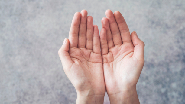 POSTOJI JOŠ JEDNO ZNAČENJE: Znate li šta stvarno znači kada vas svrbi levi ili desni dlan?