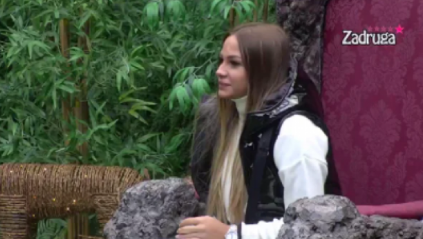 ANA ŽELI MENSURA SAMO ZA SEBE! Milica je prošlost, Jovanovićeva otkrila šta ona i Ajdarpašić rade kada misle da ih Veselinovićeva ne gleda!
