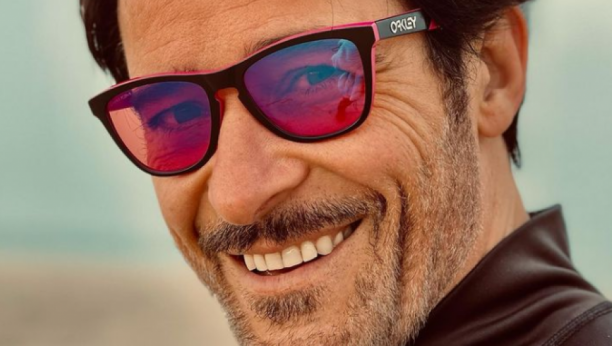 LJUBAVNICA I ŽENA POSTALE PRIJATELJICE Skandali u ljubavnom životu glumca Gorana Višnjića