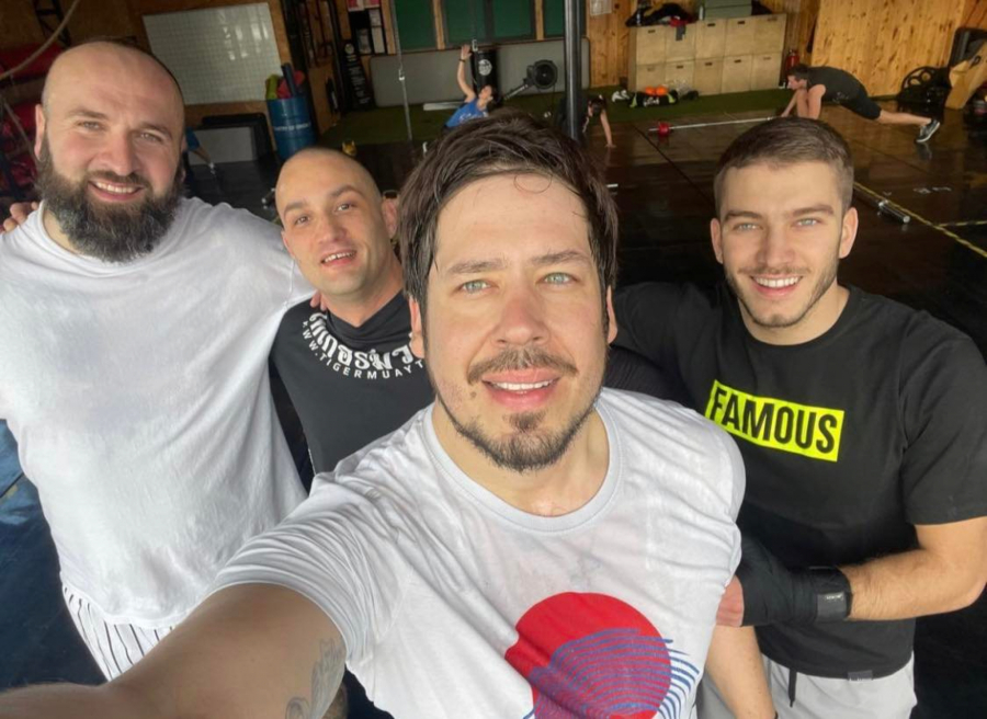 NIKOLA ROKVIĆ UDARIO NA POLUBRATA Vanbračni Marinkov sin se oglasio i otkrio šta rade! (VIDEO)