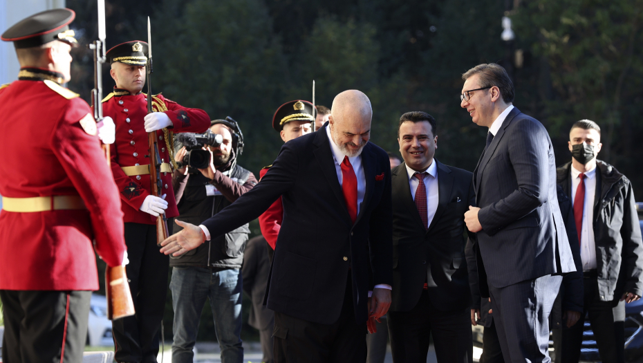 POTPISAN SPORAZUM O SLOBODNOM PRISTUPU TRŽIŠTU RADA NA ZB! VUČIĆ IZ TIRANE: Moramo da povezujemo narode (VIDEO)