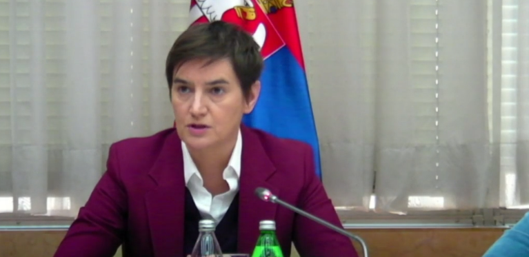 DA BI SVI GRAĐANI BILI JEDNAKI NA SUDU: Premijerka Brnabić pozvala građane da izađu na referendum