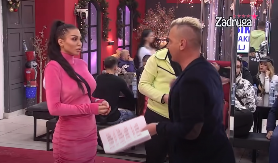 ON MU JE SMETAO I KADA JE BIO SA DALILOM Car saznao za razgovore Maje i Karića, ona na sve načine pokušala da se opravda