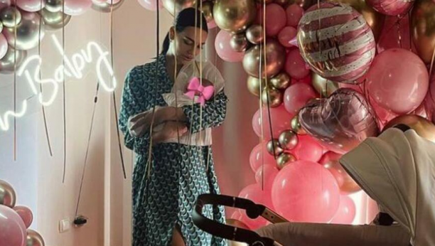 ZA PRINOVU CELA SOBA DOŠLA IZ ITALIJE! Gobelja potrošio 7.000 za dečiji kutak, a Kaća ima dve dadilje, evo zašto!