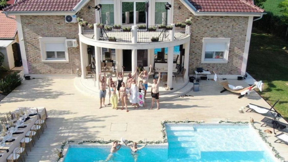 Imanje Nataše Bekvalac u Čeneju 