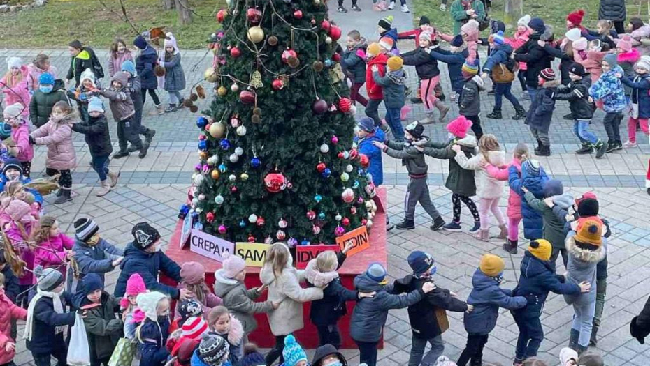 ŠIROM BANATA PROSLAVLJEN BOŽIĆ Praznik obeležavaju vernici koji slave po Gregorijanskom kalendaru