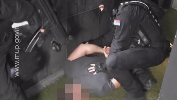 NOVOSADSKA POLICIJA U VELIKOJ AKCIJI U klubu otkriven lanac prostitucije, među pet uhapšenih makroa i deda (71)