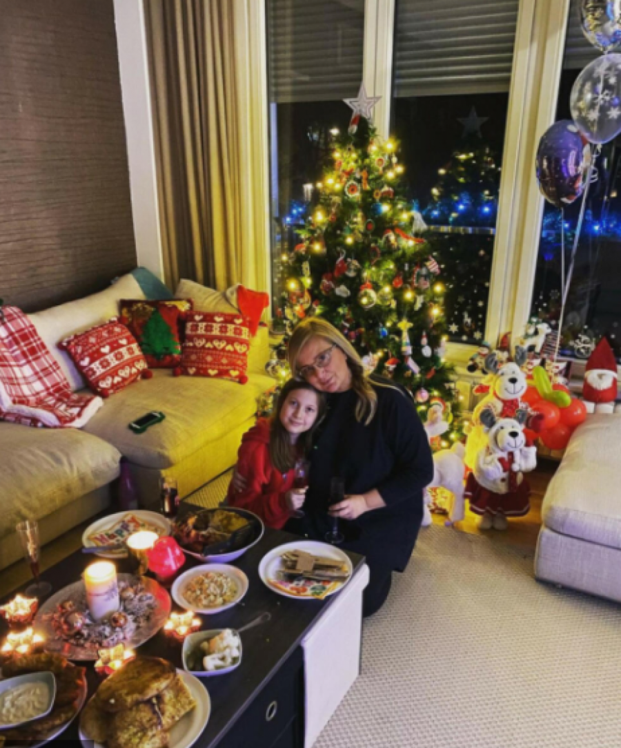 PRAVA BAJKA! Leontina uredila stan u prazničnom duhu, zastaće vam dah od unutrašnjosti