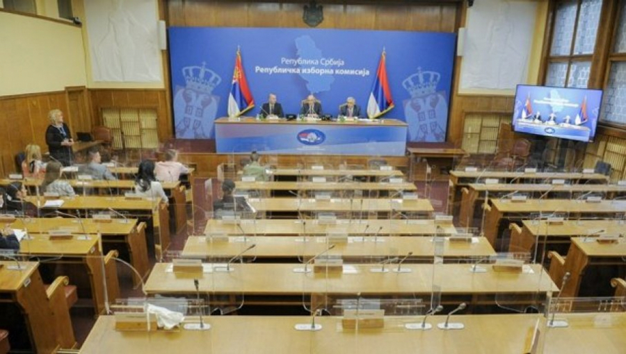 SUTRA PROMENA USTAVA Poslanici proglašavaju promene najvišeg akta Srbije