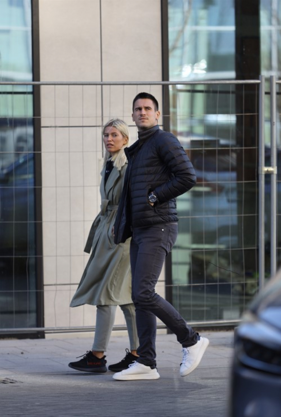 EKSKLUZIVNI ALO! PAPARAZZO! Đoković i bivša misica uslikani tokom biranja nekretnine, otkriveno i na kojoj luksuznoj lokaciji će živeti!