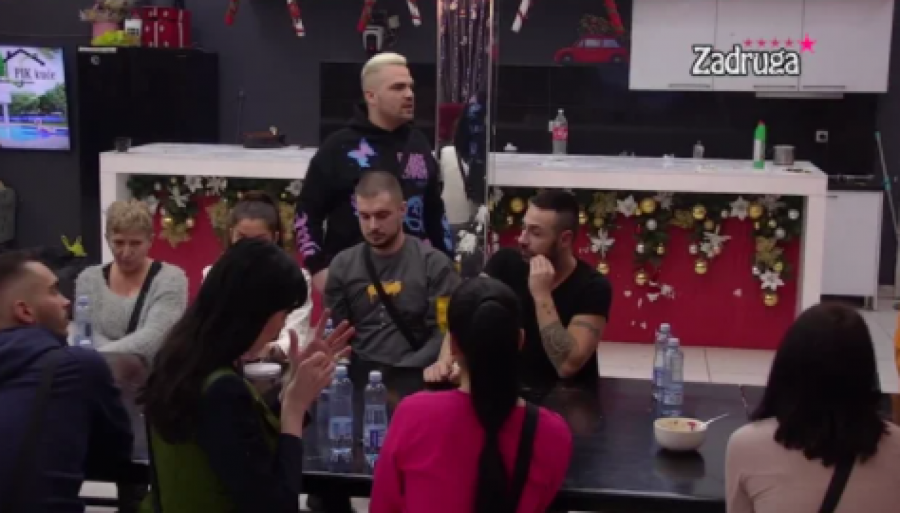 ŽESTOK SUKOB ZBOG NOVCA! Bane udario na Sandru Rešić, ona mu ovako uzvratila!