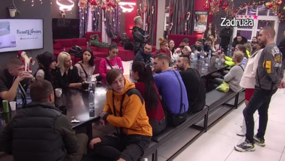 NEVIĐENI ŠOK! Lepi Mića za ovonedeljne potrčke postavio njih, ova odluka promeniće tok rijalitija, Maja ostala izbezubljena, a Car najavio haos!