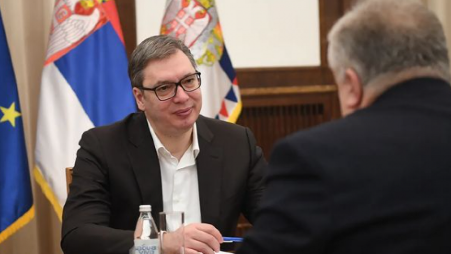 VAŽAN SASTANAK Predsednik Vučić razgovara sa ambasadorom Belorusije (FOTO)
