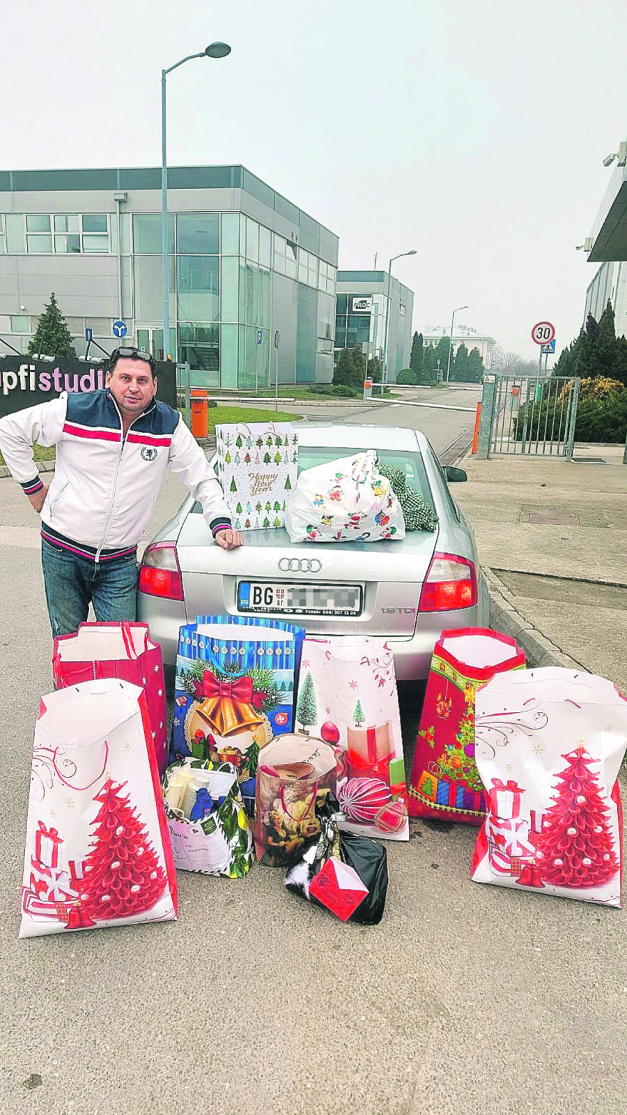 MAJA JE FINANSIRALA DEČKA ZATVORENIKA Taki otvorio dušu i prvi put na ovakav način progovorio o mezimici (VIDEO)