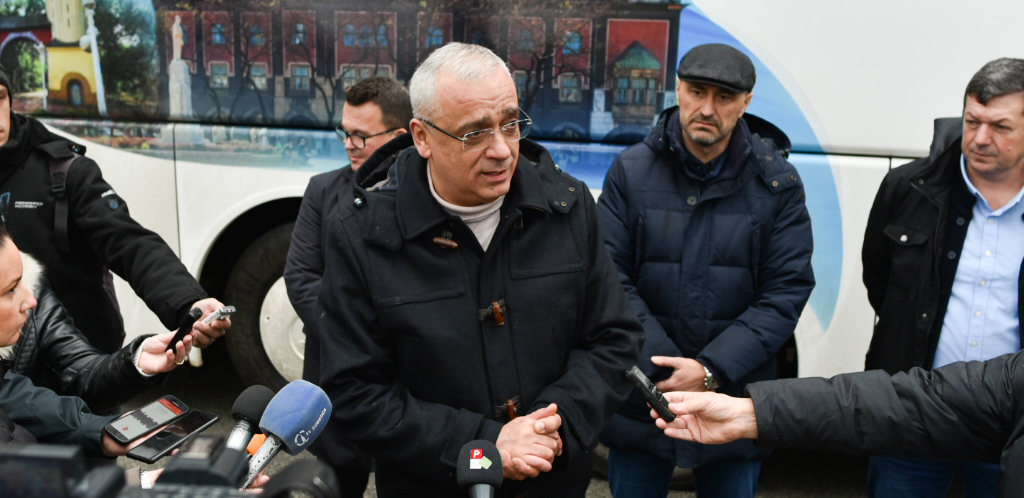 Gradonačelnik Bakić: Grad Subotica čvrsto stoji na stanovištu da svojim građanima omogući kvalitetan i bezbedan prevoz (FOTO)