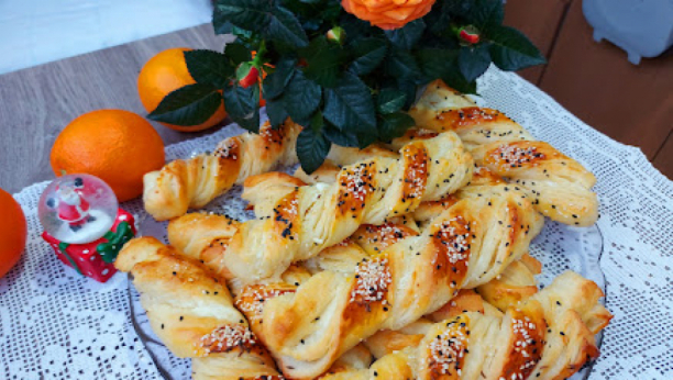 NAPRAVITE OMILJENO PECIVO PO BAKINOM RECEPTU Punjeni lisnati štapići, fini, slani, hrskavi (VIDEO)