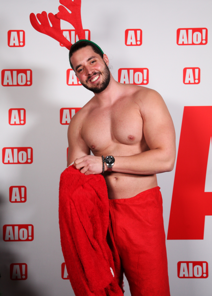 ZVEZDA GRANDA U CENTRU PO*NO SKANDALA! Pevač se oglasio i progovorio o šokantnoj fotografiji koja je dospela u javnost, upleten je i Đorđe David!