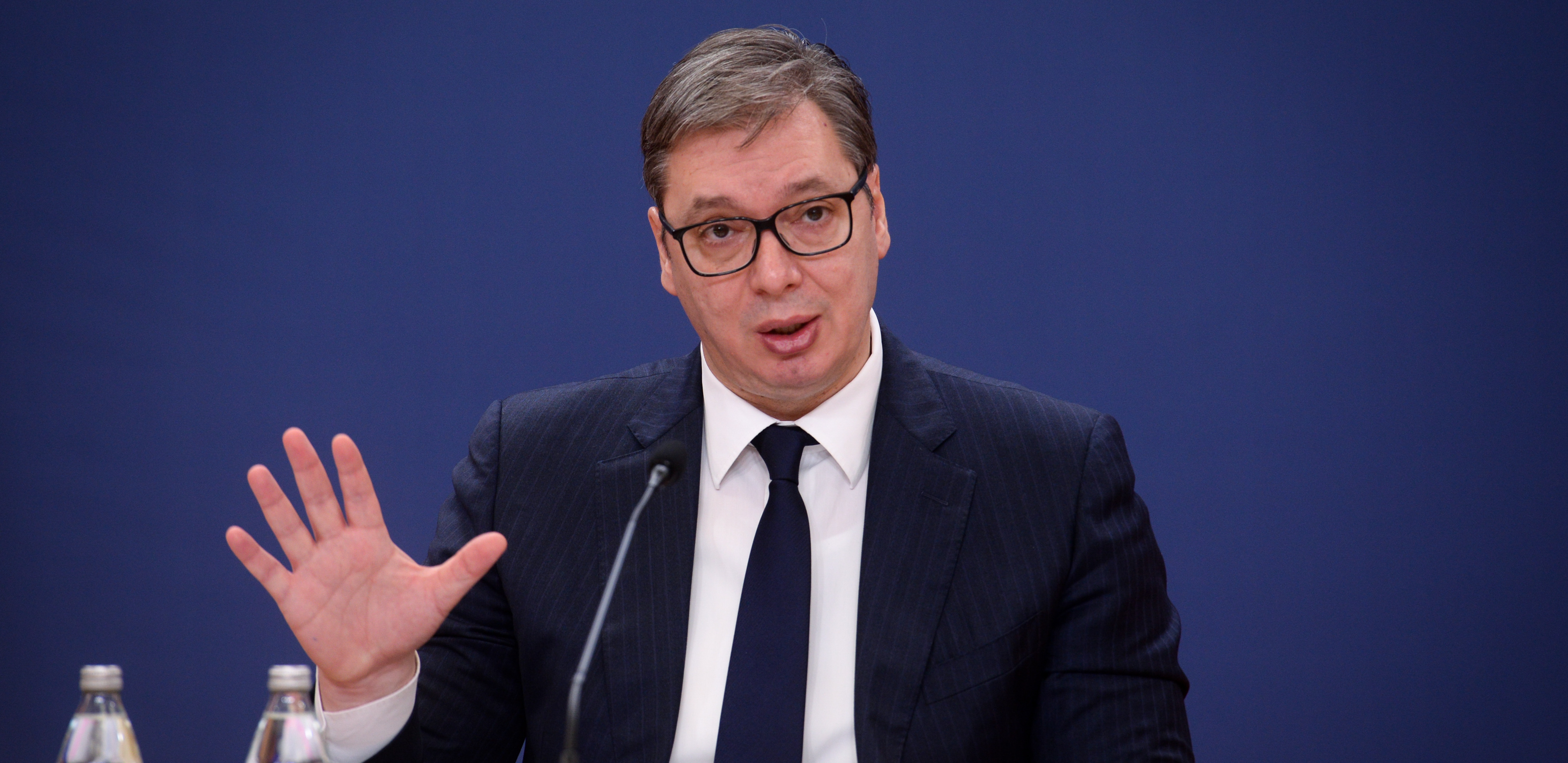 VUČIĆ DOBIO DEVETKU! Predsednik nema sve desetke, a ovo je razlog!