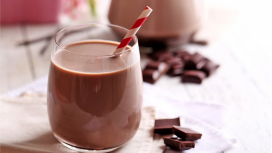 ŠTA MISLITE Da li je zdravo piti čokoladno mleko?