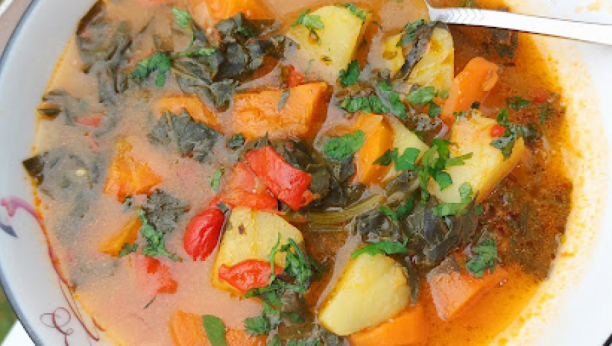 RECEPT ZA BRZ I ZDRAV RUČAK Paprikaš od spanaća, pun tanjir vitamina i minerala (VIDEO)