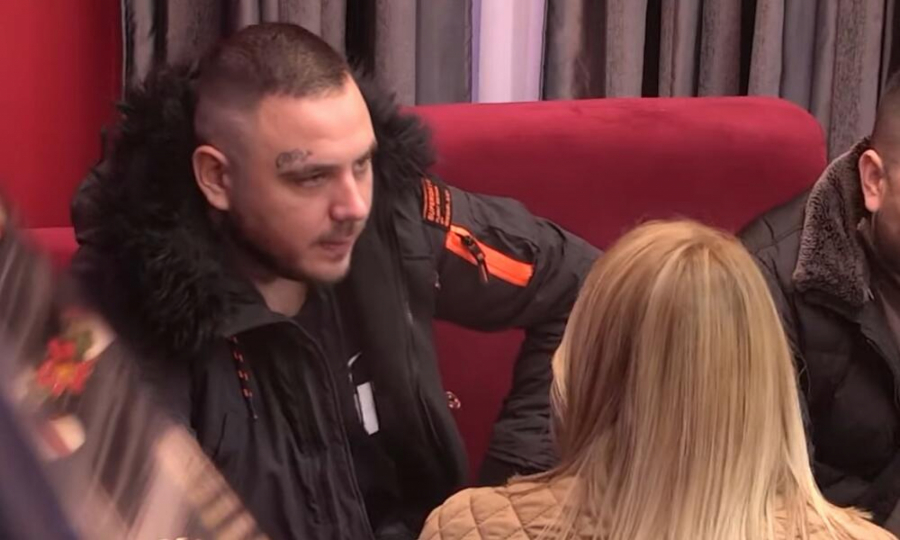 SESTRA TI JE PORUČILA DA ĆE TE SE ODREĆI Filipu Caru stigla porodična poseta, reči koje su mu uputili bole! (VIDEO)