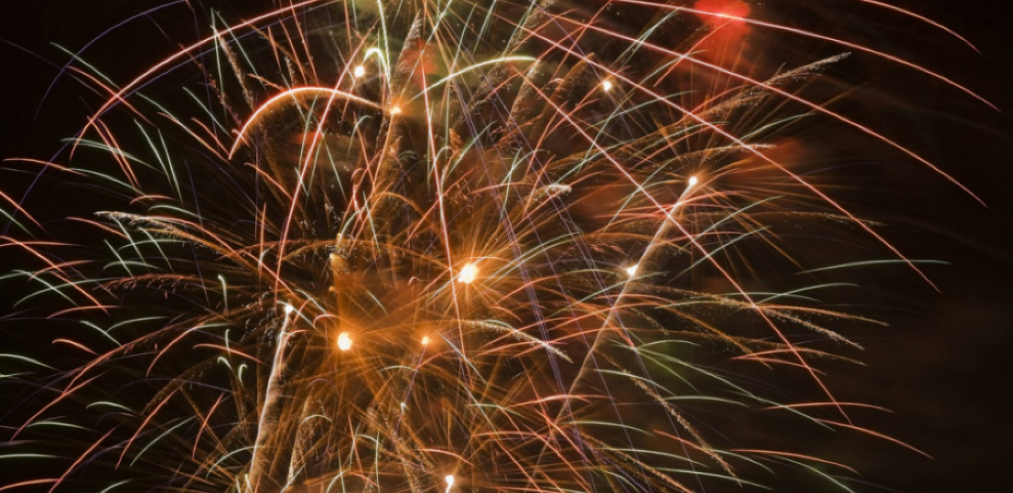 SCENE ZA PAMĆENJE! Švedski pevač iz Stokholma oduševljen beogradskim vatrometom i laserima!