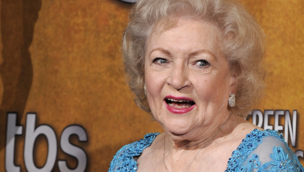 GLUMICA PREMINULA PRED ROĐENDAN Tuga, umrla slavna umetnica!