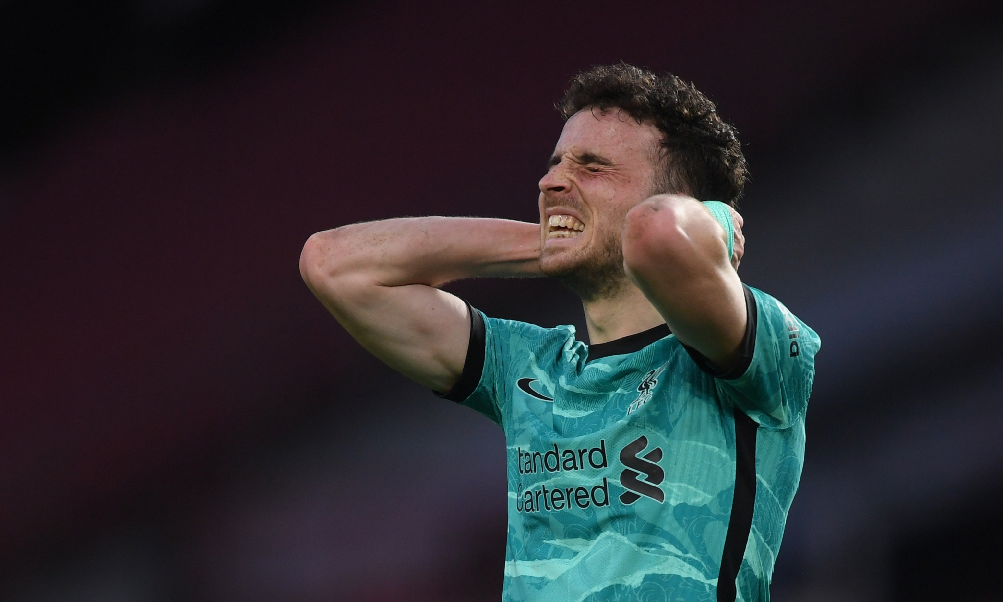 UMALO RASTUŽIO SRBIJU, PLAKAO KADA GA JE OTAC UPISAO NA PLIVANJE, OŽENIO DRUGARICU! Zaboravite Salaha i Manea - on je Liverpulovo tajno oružje! (FOTO)