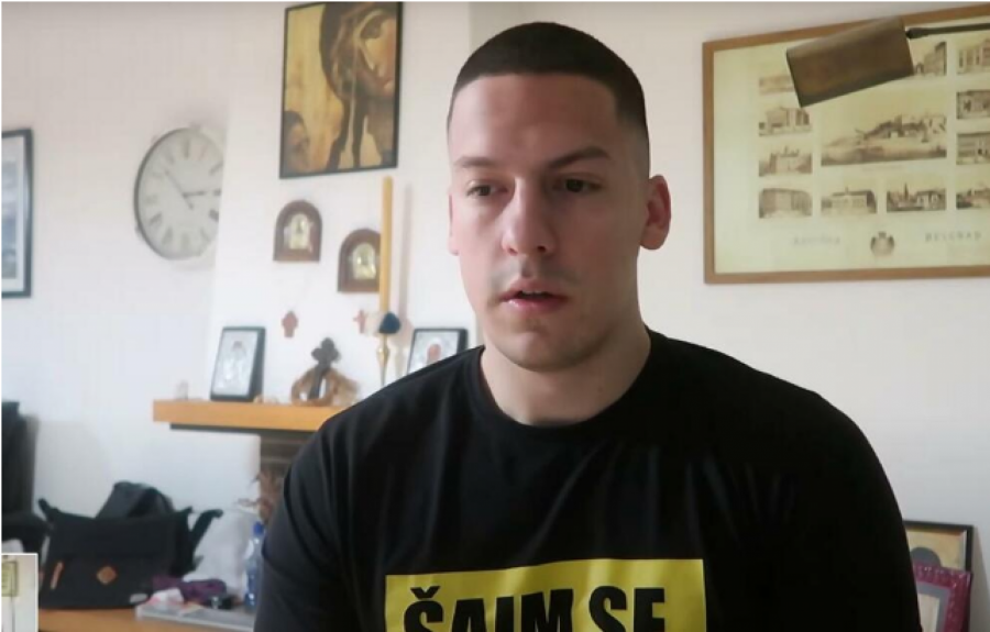 GNUSNE UVREDE, DVOGLAVI ORAO Ovo su jedni od najvećih skandala koji su obeželili estradu, a on je najviše bio na udaru