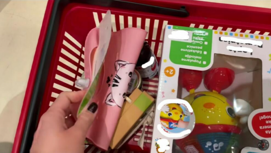 ISKEŠIRALA GOMILU NOVCA! Luna Đogani kupila Marku skupoceni novogodišnji poklon, a nije zaobišla ni malu Miju!