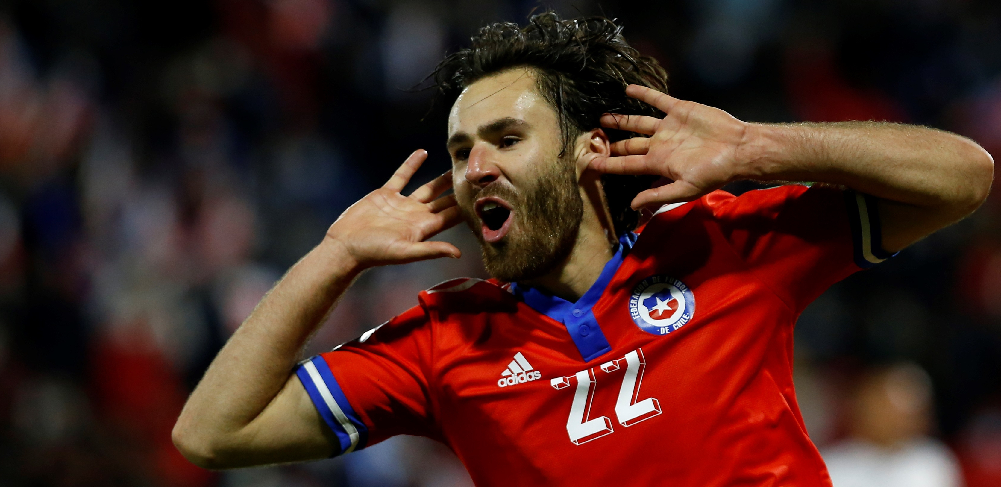 NAPADAČ U ŽIŽI Promenio reprezentaciju, igra sezonu karijere, otimaju se za njega, samo je Srbin bolji