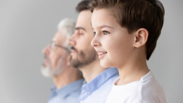 NAUČNICI DOŠLI DO ZAKLJUČKA: Evo šta deca nasleđuju od majke, a šta od oca, od jednog faktora zavisi boja očiju kod bebe