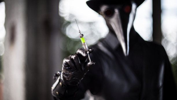 NAJLUĐI MEDICINSKI TRETMAN U ISTORIJI Toliko je čudno da smo sigurni da nemate pojma o čemu se radi!