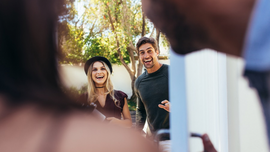 PAZITE KOGA PRIMATE U KUĆU Jednostavni trik otkriva da li je gost uneo negativnu energiju