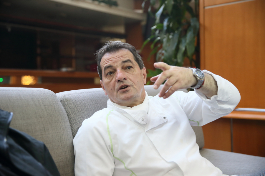 PRIJATNO! Velimir Simanić, kuvar fudbalske reprezentacije, EKSKLUZIVNO ZA ALO! o orlovima, Kataru, iskušenju u Albaniji, savremenoj ishrani