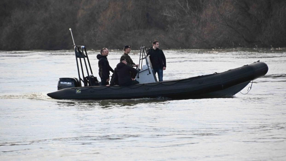 MINISTAR SE PRIKLJUČIO Vulin u potrazi za nestalim Splićaninom (FOTO/VIDEO)