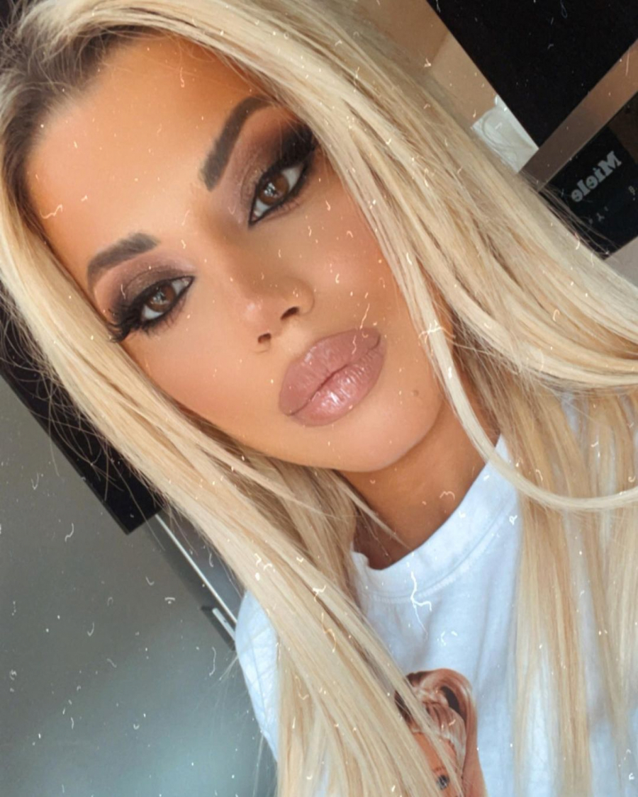 OVA PEVAČICA JE BILA SA LAĆOM Niko nije smeo da pisne o njihovoj vezi, skrivalo se dugo godina!