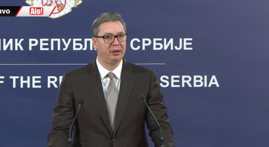 PROSLAVA BADNJEG DANA U PREDSEDNIŠTVU Vučić sa srpskom decom iz Hrvatske: Budite uvek ponosni na svoje ime i prezime (FOTO/VIDEO)