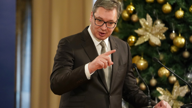 PREDSEDNIK VUČIĆ IZREKAO ISTINU! ATV je deo korupcionaškog sistema, a ovi što kupuju fudbalske klubove nisu?