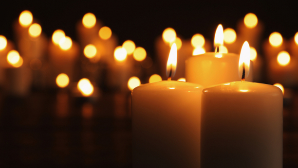 POGINULE DVE NETFLIXOVE ZVEZDE Krenuli na snimanje, pa doživeli jezivu saobraćajnu nesreću, još šestoro povređenih