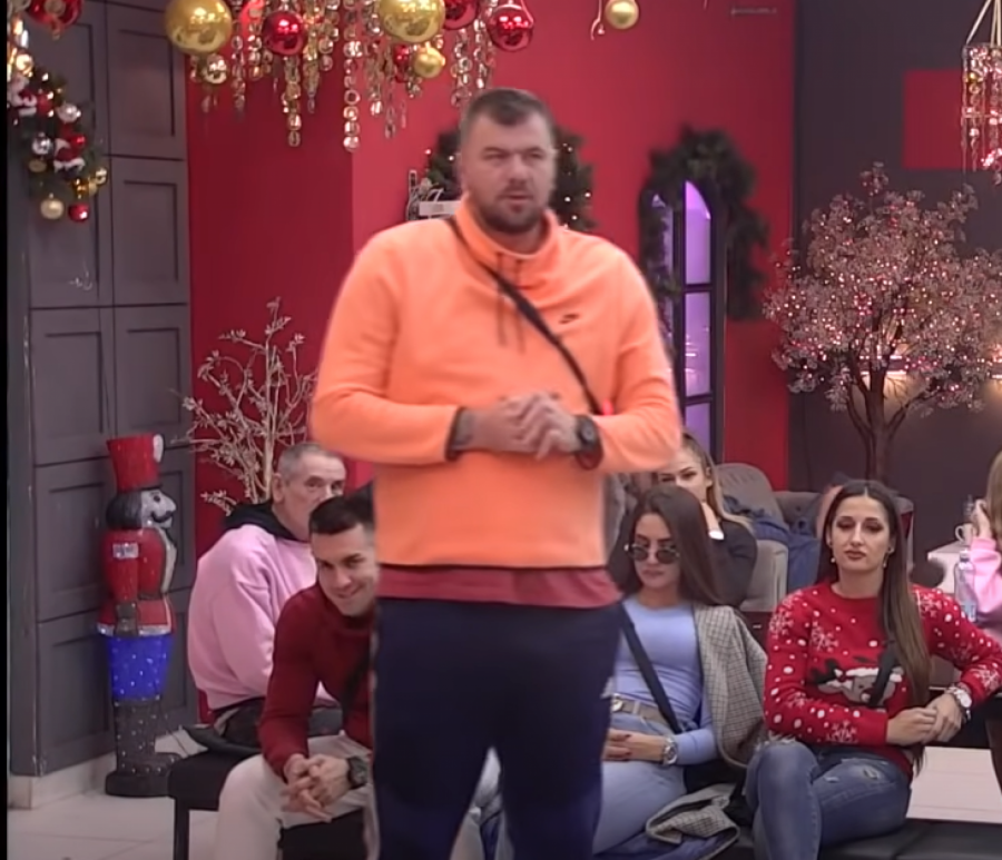 OVAKVOG GA NE ZNAMO! Janjuš priznao da li je udaljio Aleks od sebe da bi Sandri na taj način dokazao ljubav