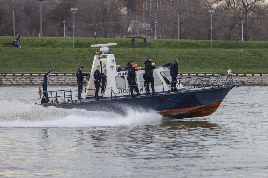 NOVI DETALJI POTRAGE ZA MATEJEM Posle pretrage rečnog dna, evo šta će sad policija uraditi sa ciljem da se Periš što pre pronađe