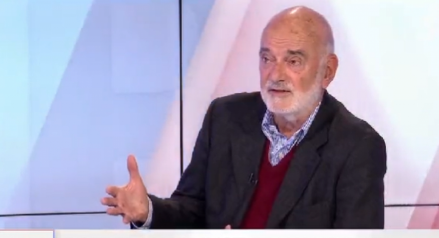 ĐUKANOVIĆ U NEVERICI Vladeta Janković je još 2014. tvrdio da je star i nemoćan, a sad odjednom posle osam godina sposoban da vodi Beograd