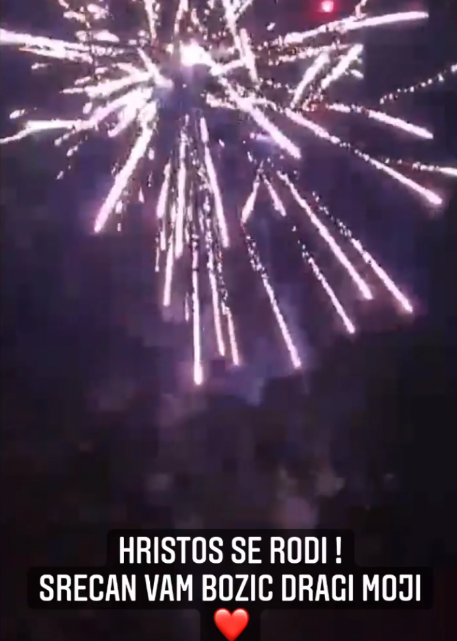 DVOSTRUKO SLAVLJE U DOMU PEVAČICE! Vanja Mijatović ima razloga za radost, pokazala čime ju je iznenadio dečko!