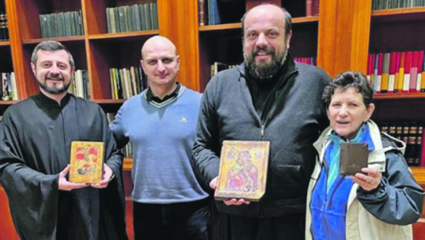 DOBRO DELO Muslimanska porodica sačuvala relikvije iz srušene crkve: Poklon za Božić