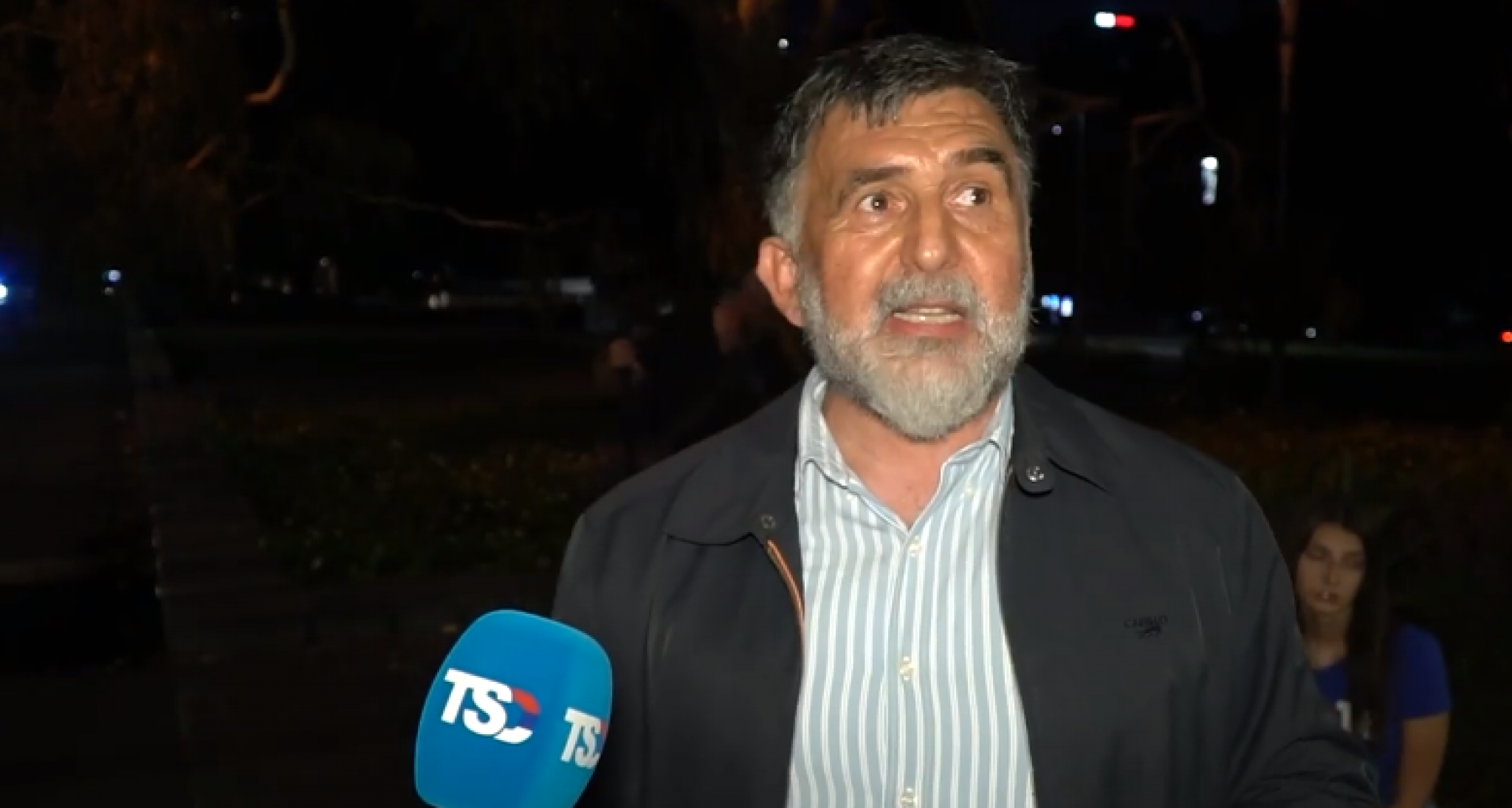 NOVAK JE NA ISTOM SPRATU SA KRIMINALCIMA I ZARAŽENIMA! Pakao 