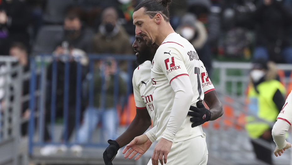 RUTINSKI! Milan savladao Veneciju na gostujućem terenu!