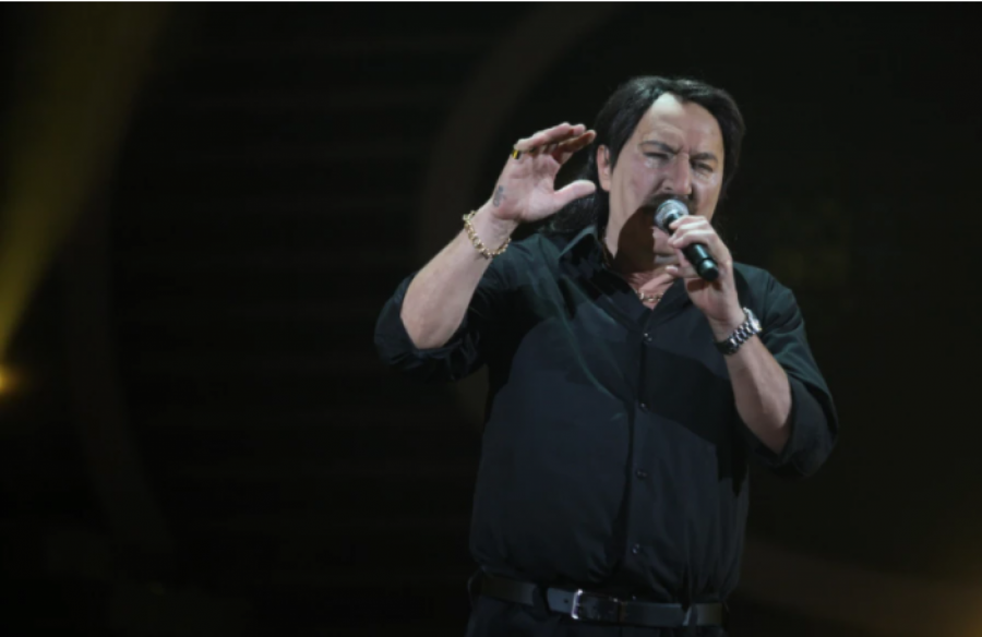 MIŠO KOVAČ SE VRAĆA NA SCENU Pevač posle teške borbe odlučio da obraduje sve svoje fanove