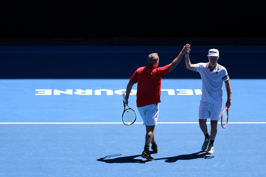 OGLASIO SE LEGENDARNI AMERIKANAC Obično prednost dajem Rafi, ali sada je dajem Đokoviću