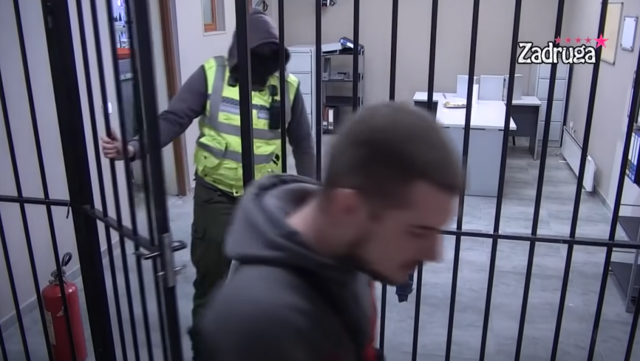 ZAVRŠIO U ZATVORU! Gruju nakon haosa sa Franom i Karićem odveli iza rešetaka!